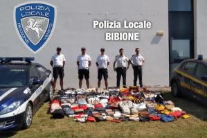 [Commercio abusivo: a Bibione si combatte con l'ausilio di un drone]
