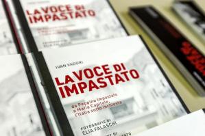 [Ivan Vadori presenta “La Voce di Impastato” a Cinto ]