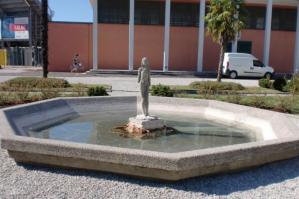 [Nuovo look per le fontane dei giardini dello Stadio P.G. Mecchia]