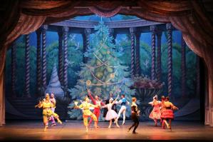 [Al Russolo “Lo Schiaccianoci”, grande classico natalizio]