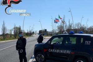[In auto ad alta velocità con la patente sospesa nei guai due fratelli a Caorle]