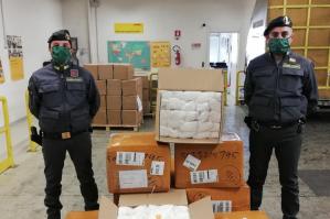 [La Guardia di Finanza di Portogruaro ha sequestrato 22mila mascherine non sicure]