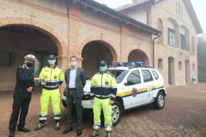 [Caorle, la Polizia Locale dona un mezzo alla Protezione Civile]