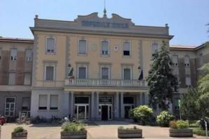 [Ulss4: molti casi Covid nelle scuole, riaperta la terapia intensiva a Jesolo ]