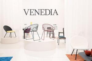 [La concordiese "Venedia" con le nuove collezioni al Salone del Mobile di Milano]