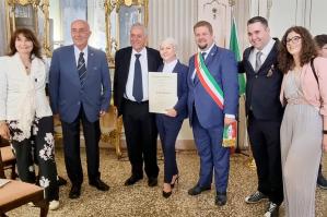 [Consegnata all’imprenditrice Luigina Barbuio l’onorificenza di Cavaliere dell’Ordine “Al Merito della Repubblica Italiana”]