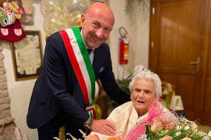 [Pramaggiore festeggia i 100 anni di nonna Iole]