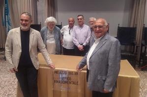 [Il Lions club Portogruaro dona alla città 26 targhe]