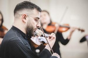 [Il giovane violinista pordenonese Alessandro Mele in omaggio a Bach al 43° Festival Internazionale di Musica di Portogruaro]