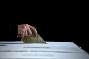 [Seggi alternativi per le elezioni. Caduta nel vuoto la richiesta (unanime) del Consiglio Comunale.]