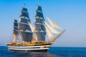 [L’Assemblea dei Marinai celebra la cultura del mare e apre le porte al pubblico]