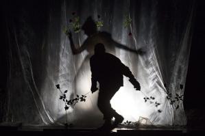 [“La bella o la bestia”: i bambini incontrano l'arte contemporanea a teatro]