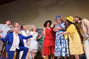 [Un matrimonio a sorpresa. Mamma mia!. Al Russolo in scena il primo spettacolo del cartellone Il Porto del Teatro]