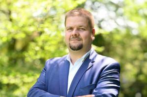 [Il Comune di Teglio Veneto chiede il sostegno degli organi regionali per la costituzione della classe prima della scuola primaria “A. Manzoni”.]