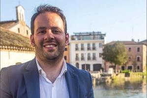 [Scavo interviene sulla questione del Consiglio comunale con i punti all'ordine del giorno che lo riguardano secretati]