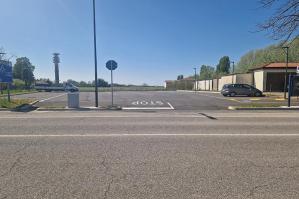 [Un nuovo parcheggio per il cimitero: attiva la nuova area di sosta a Lugugnana]