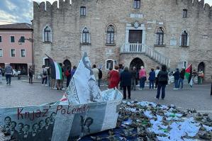 [I Cittadini per la Palestina di Portogruaro in rotta verso Gaza come equipaggio di terra]