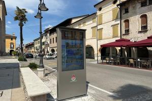 [Guardare Portogruaro con occhi nuovi: in Corso Martiri installato un totem per scoprire le bellezze del territorio]