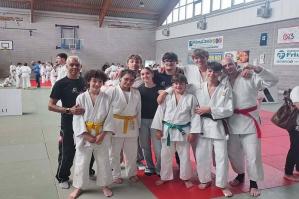 [Il Judo Kiai Atena chiude l&acirc;��anno con soddisfazione: ottimi risultati al Trofeo Internazionale Valli del Torre]
