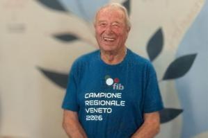 [La Bocciofila portogruarese “O. Rubbazzer” in collaborazione con l’AUSER premia Bruno Bozza: campione regionale di bocce]