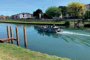 [Turismo: al via le visite in barca e a piedi al mercato settimanale di Portogruaro]