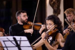 [Alessandro Mele e l’Ensemble Il Cardellino chiudono “Aspettando il Festival”]