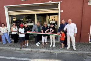 [Imprenditoria femminile a Teglio Veneto: inaugurata la rinnovata attività della sig.ra Stefania Gasparetto]