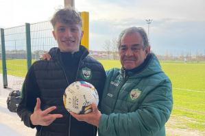[Al via il campionato di Seconda categoria. L’USD Villanova debutta in casa contro il Calcio La Ronca.]