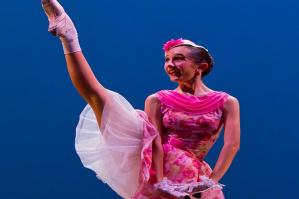 [Arte Danza a.s.d. fucina di talenti: Sveva Bortolin e Francesca Dalla Nora ammesse a prestigiosi centri di formazione professionale]